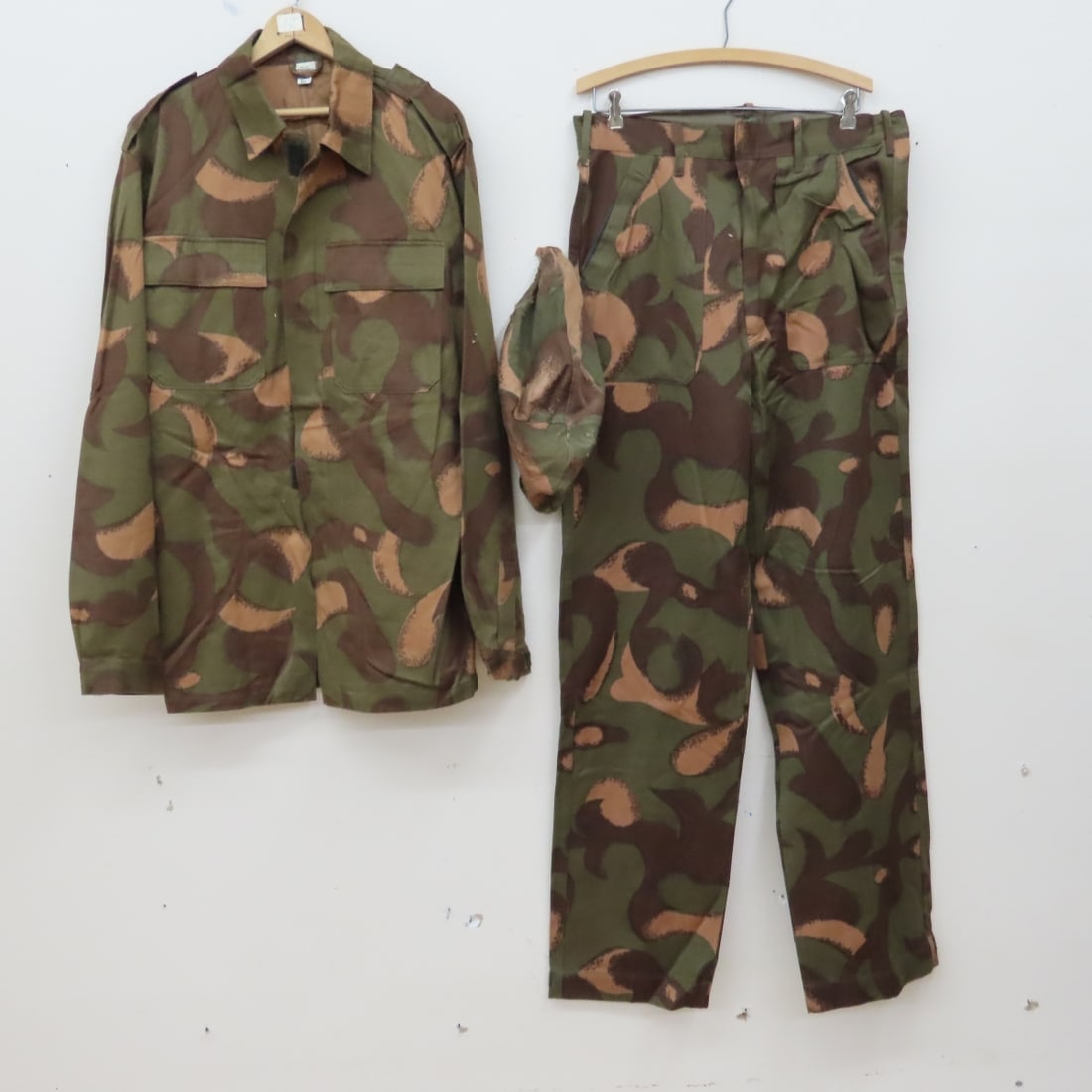 Czech, Finnish, Hungarian, African Field Jackets - 13
