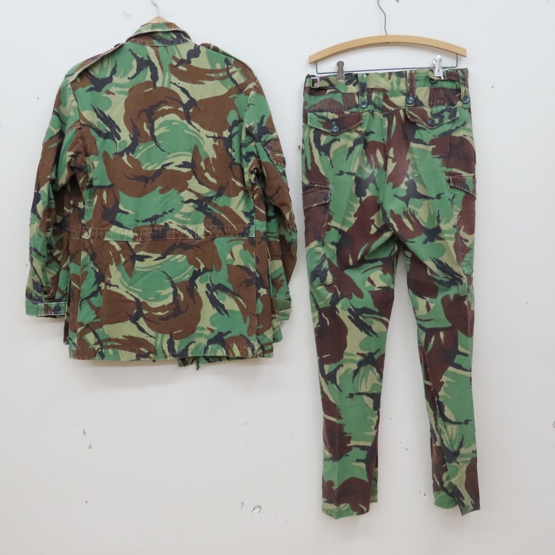 Vintage Serbian, British & Belgian Field Jackets - 14