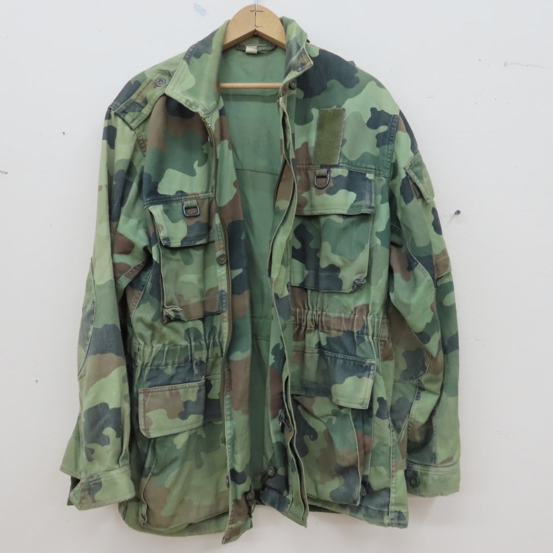 Vintage Serbian, British & Belgian Field Jackets - 17
