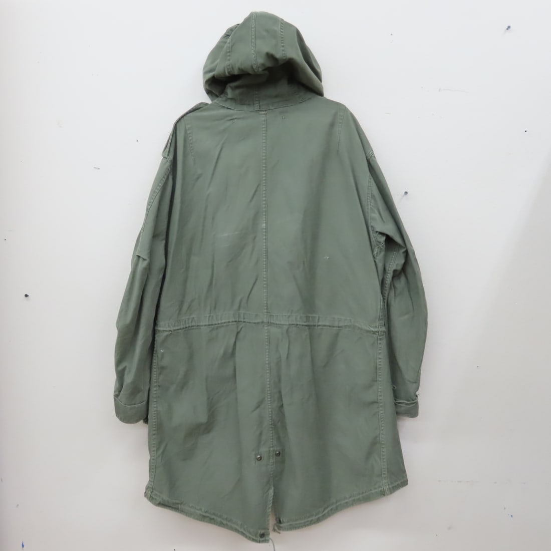 Korean War era “swallow-tail” parka shell w/hood - 2