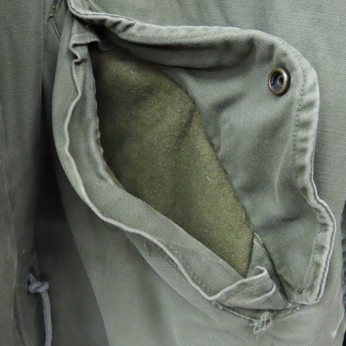 Korean War era “swallow-tail” parka shell w/hood - 7