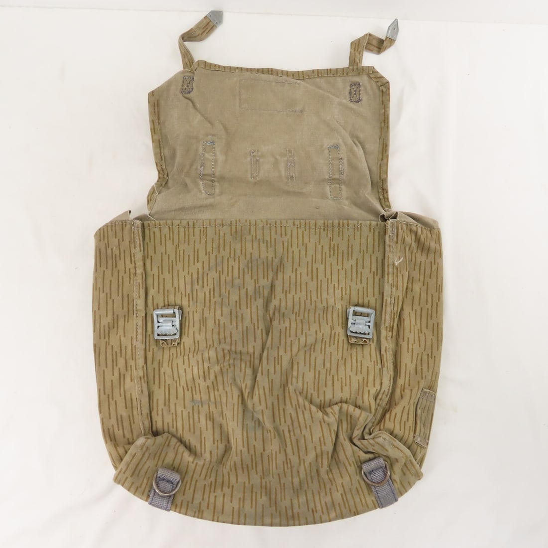 Vintage E German NVA Gas Mask, Rucksack & More - 17