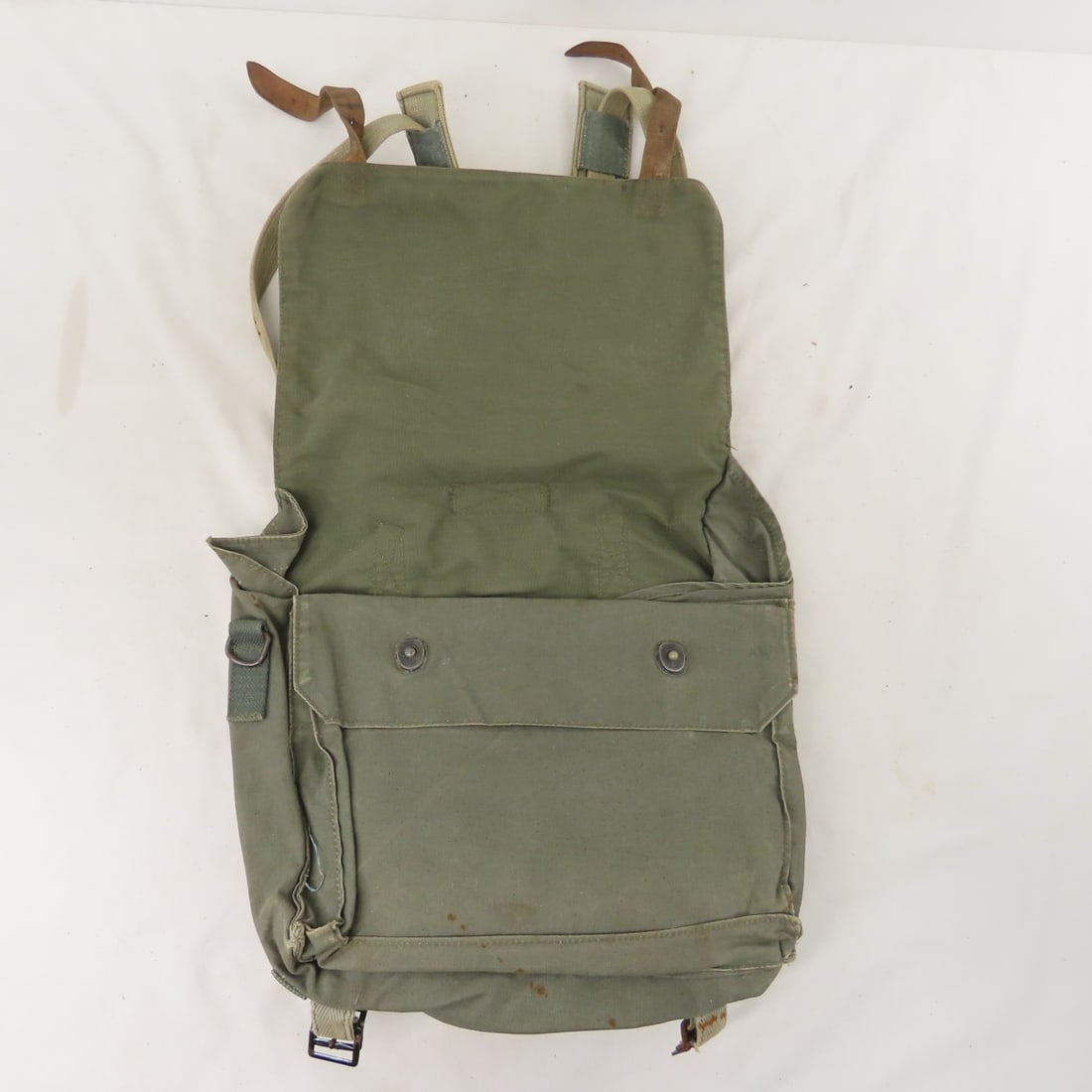 Vintage US & Other Military Bags & Pouches - 4