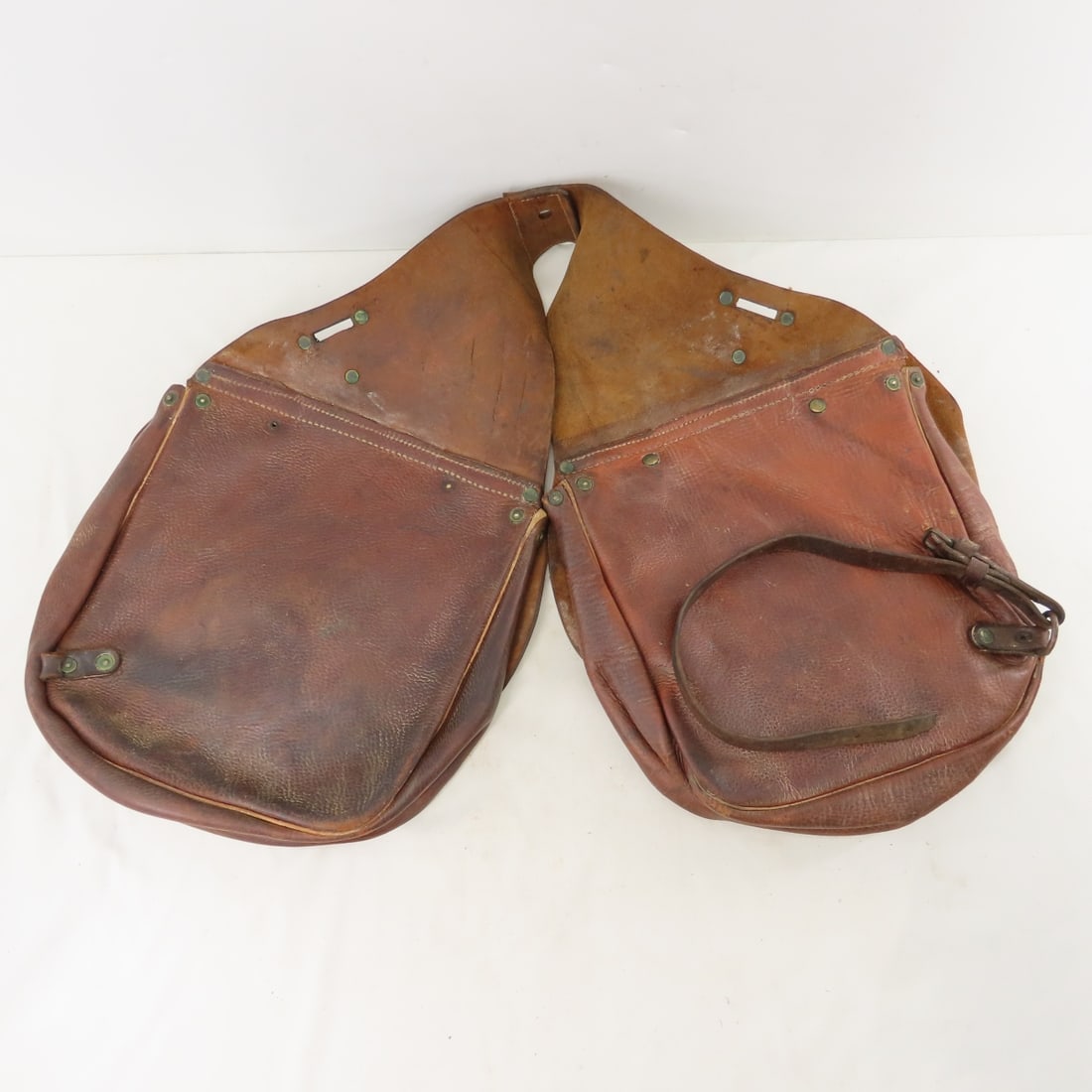 Antique WWI US Cavalry Leather Saddle Bags - 6