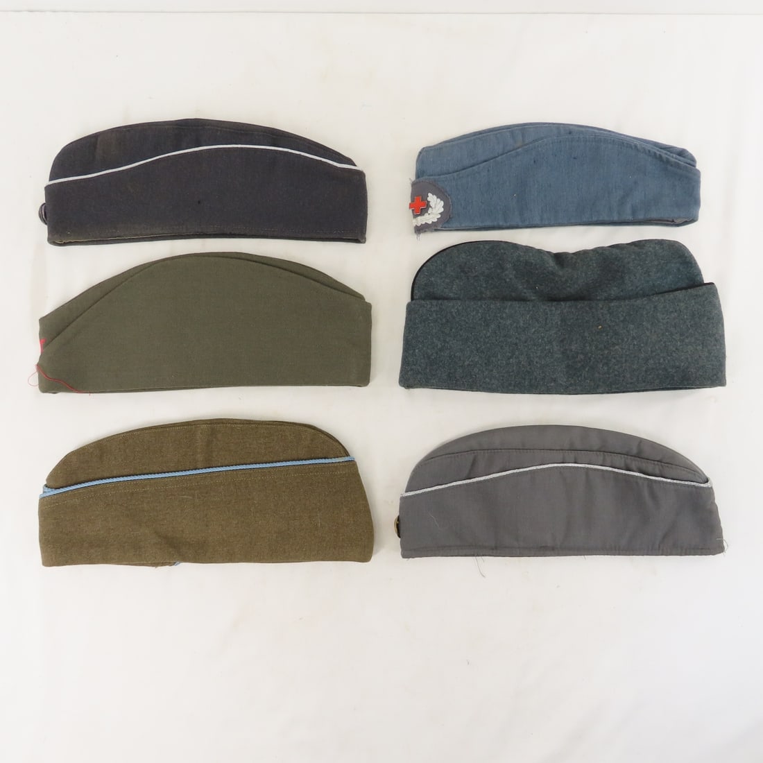 15+ Vintage Military Caps & Hats, WWII & Other - 11