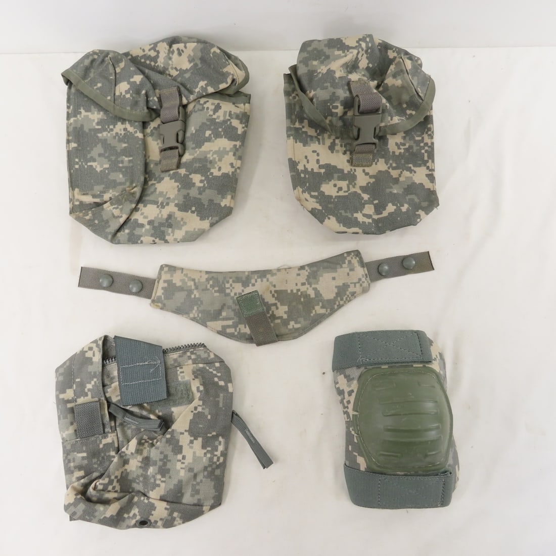 Modern Military Digital Camouflage Pouches - 13