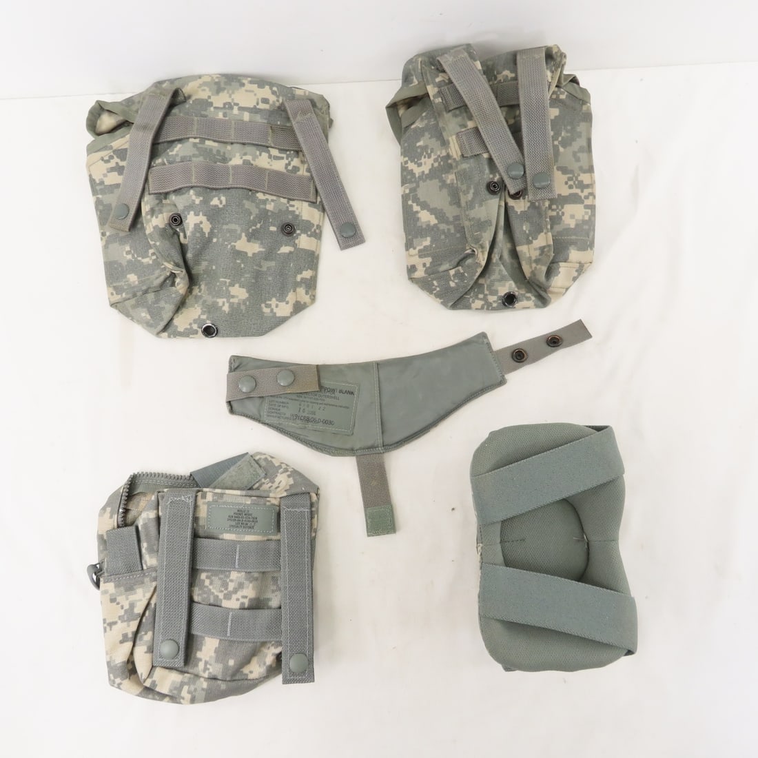 Modern Military Digital Camouflage Pouches - 14