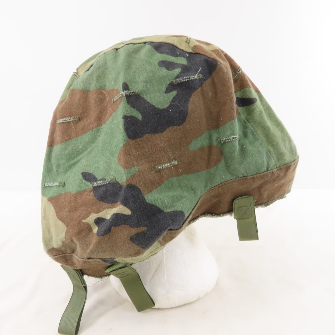 7 US Military & Other Helmet Covers - 11
