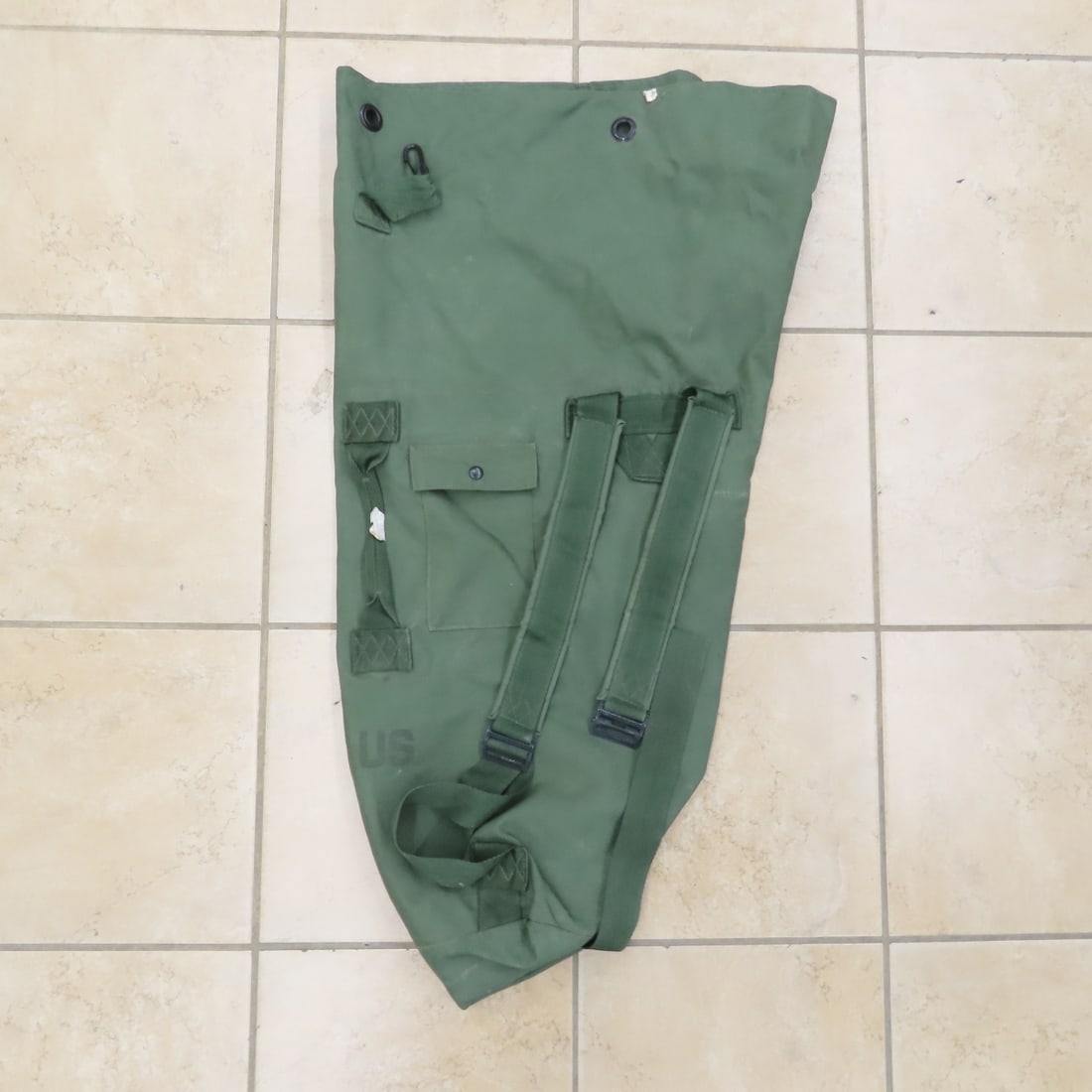 7 Modern Era Military Bags, Pouches, Backpack - 8