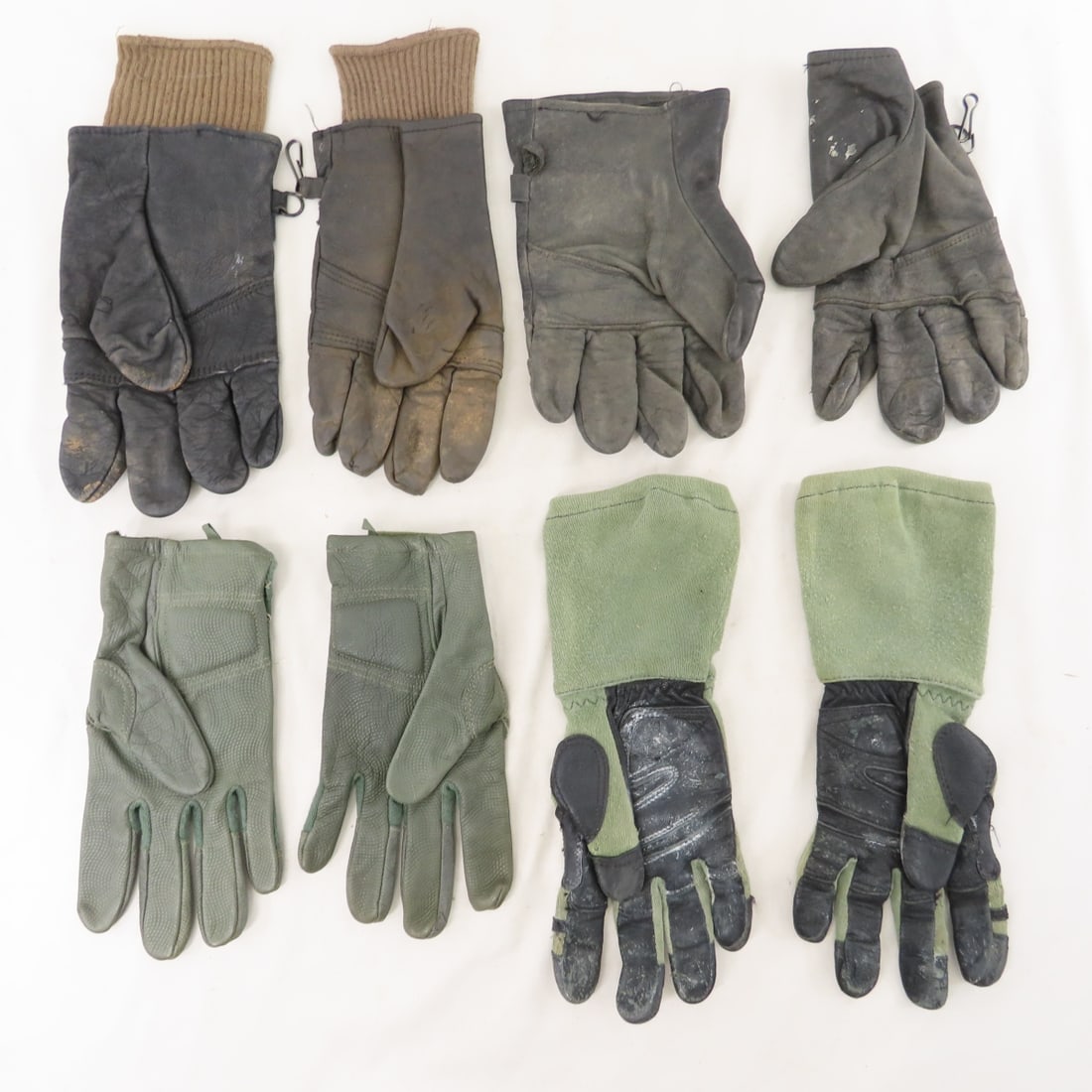 US Military Chemical Suits, Cold Weather Gloves - 13