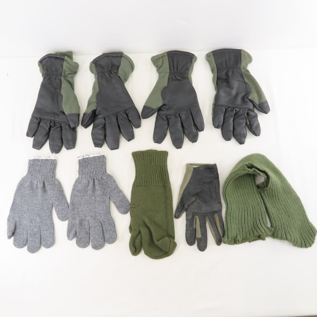 US Military Chemical Suits, Cold Weather Gloves - 15