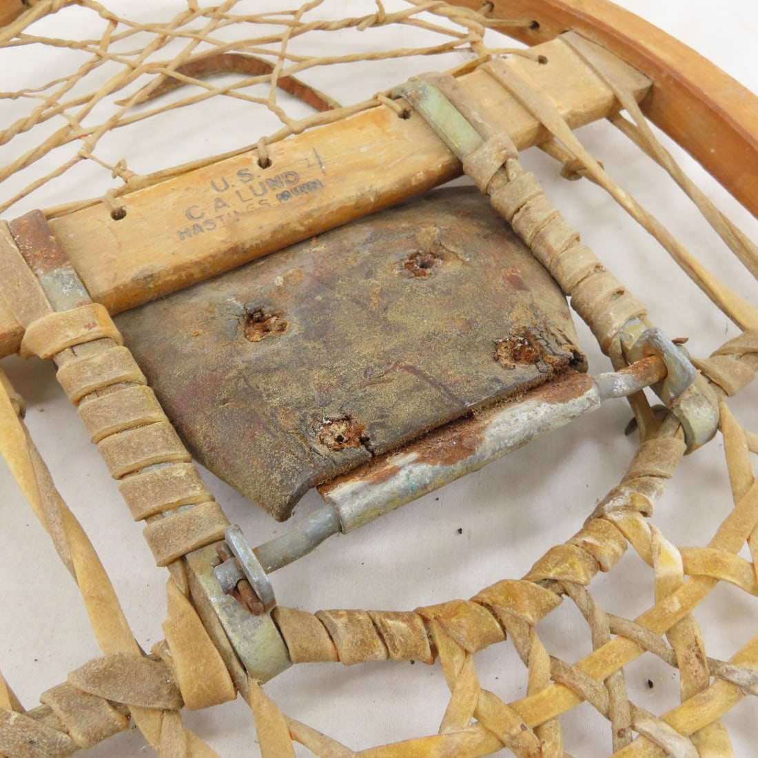 Vintage US WWII Era Lund Bear Paw Snow Shoes - 6