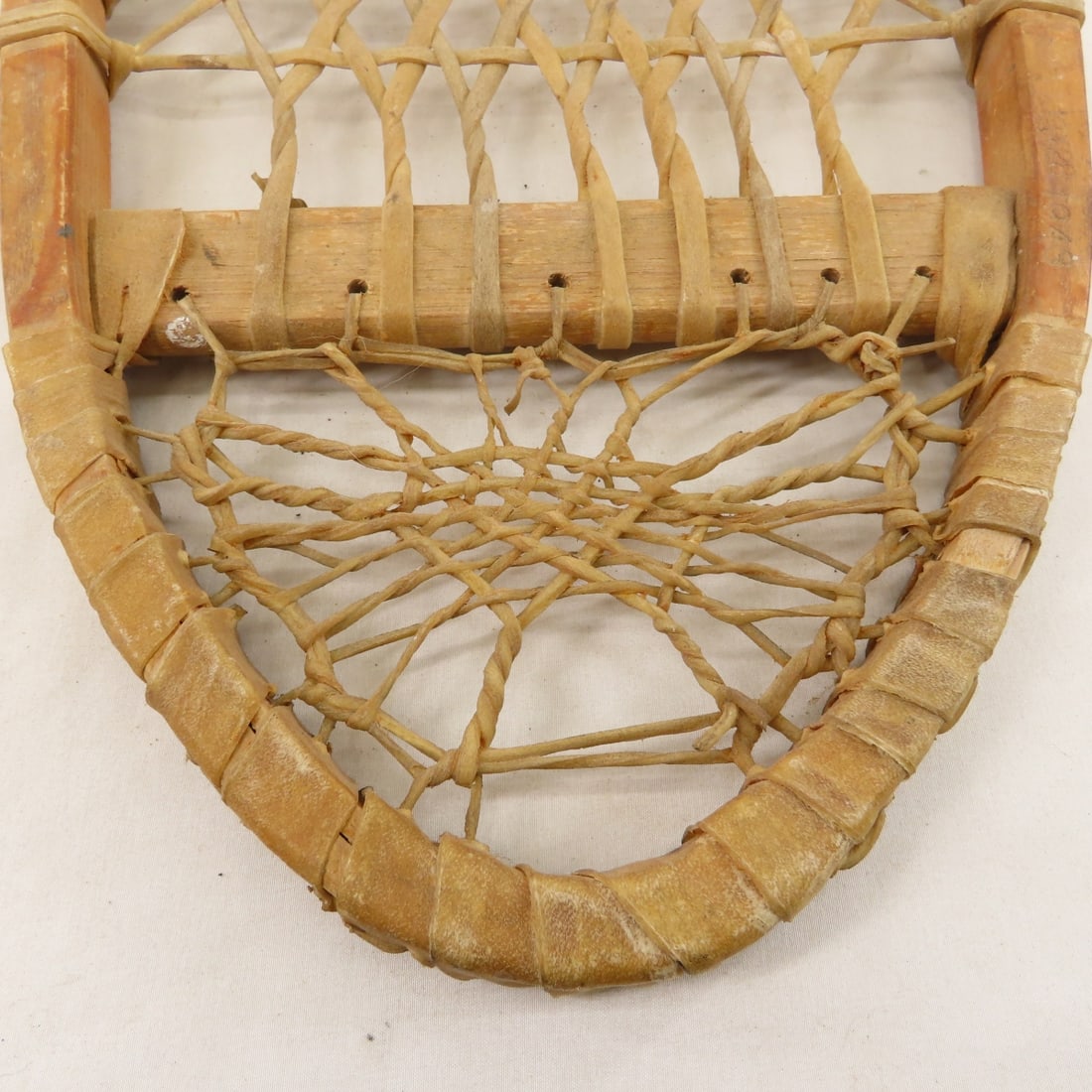 Vintage US WWII Era Lund Bear Paw Snow Shoes - 7