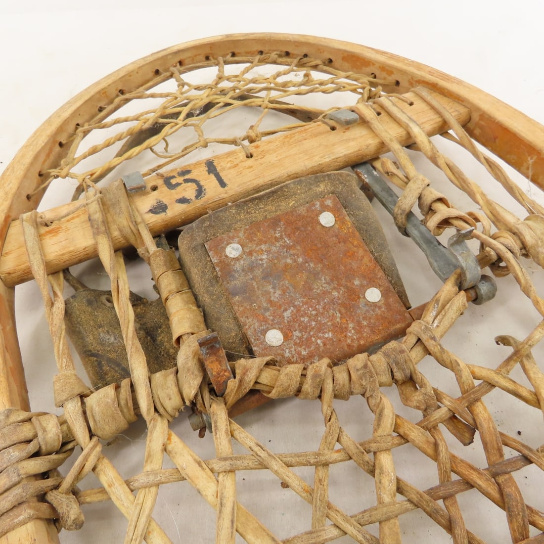 Vintage US WWII Era Lund Bear Paw Snow Shoes - 9