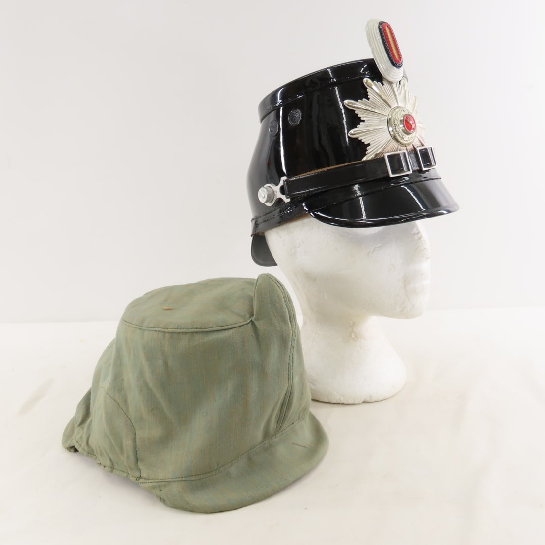 Post WWII German West Berlin Police Tschako Helmet (1 of 20)
