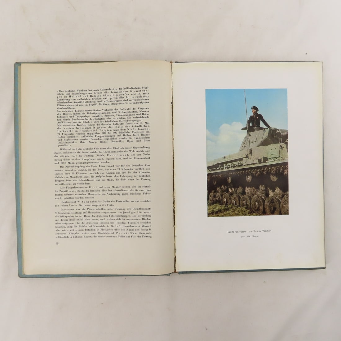 German WWII Stereo View Book, Der Kampf im Westen - 4
