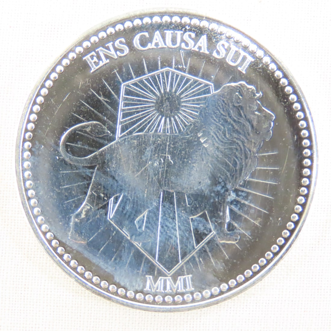 John Wick Continental 1ozt .999 Silver Round: John Wick Continental 1ozt .999 Silver Round - Lot Size 2x2x1" 1 LB All information and photos are intended to be as accurate as possible, but errors are possible. No item may be returned or refused