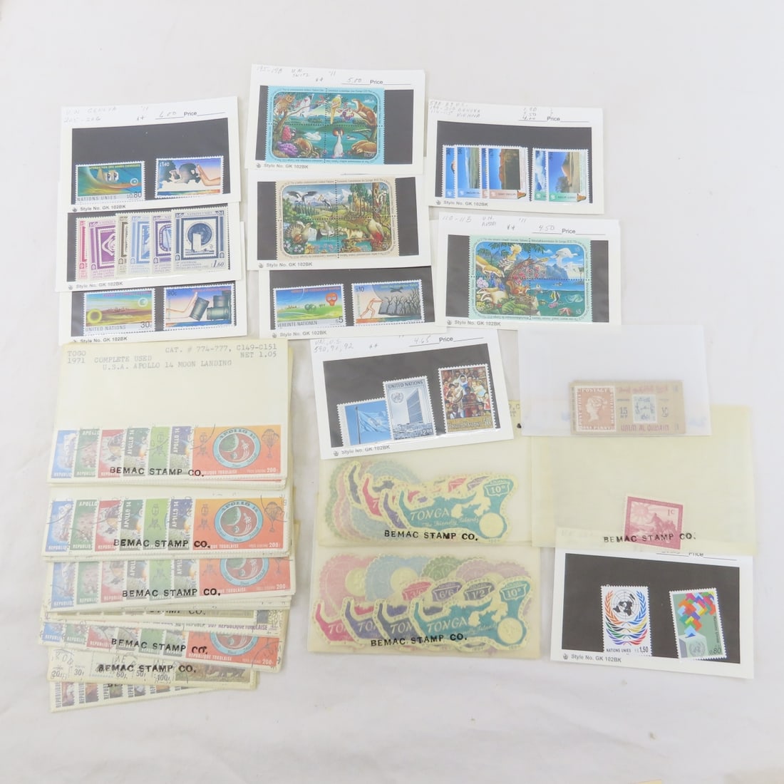 World Stamp Collection Panama - Zimbabwe - 13