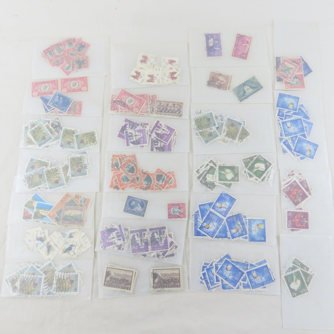 World Stamp Collection Panama - Zimbabwe - 15