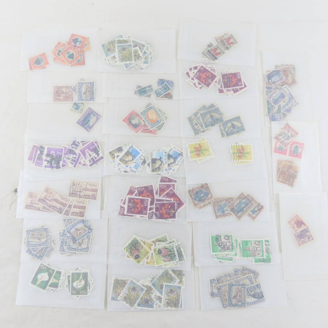 World Stamp Collection Panama - Zimbabwe - 16