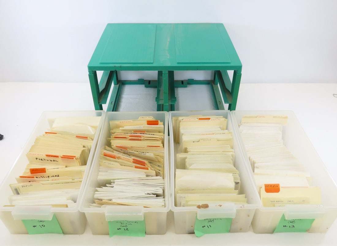 World Stamp Collection Panama - Zimbabwe: World Stamp Collection Panama - Zimbabwe - 4 Drawers full, can be shipped with or without drawers & cabinet.. Drawer 1 - Panama - Romania - in glassine envelopes - Some identified, Drawer 2 - Romania 