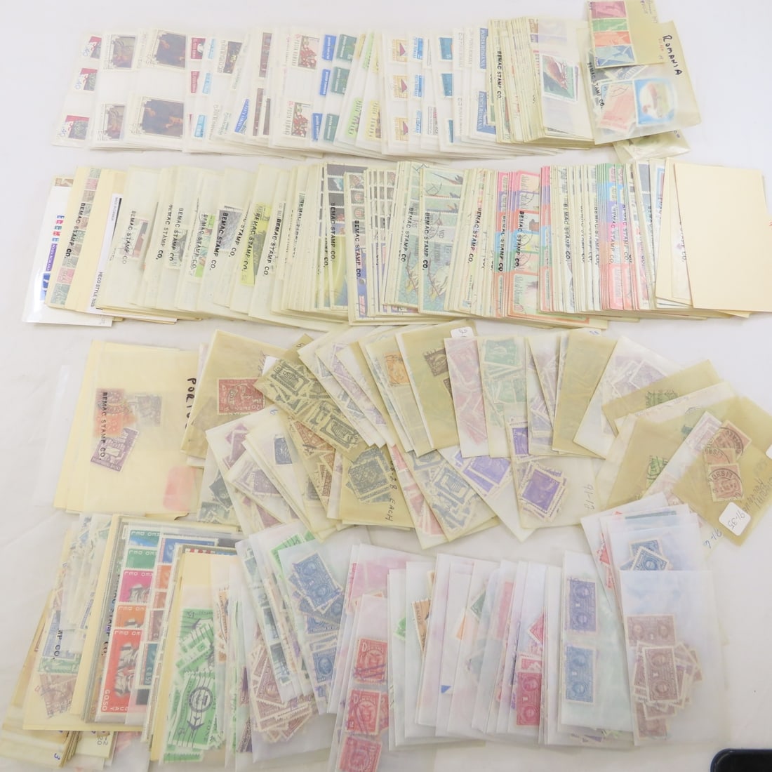 World Stamp Collection Panama - Zimbabwe - 2