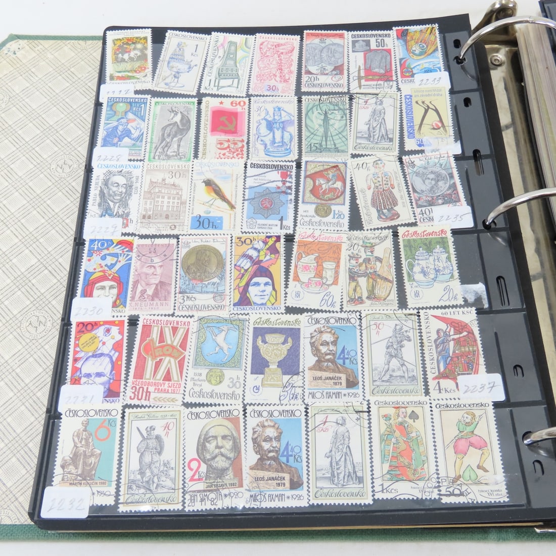 Collection of World stamps, Mainly Czechoslovakia - 10