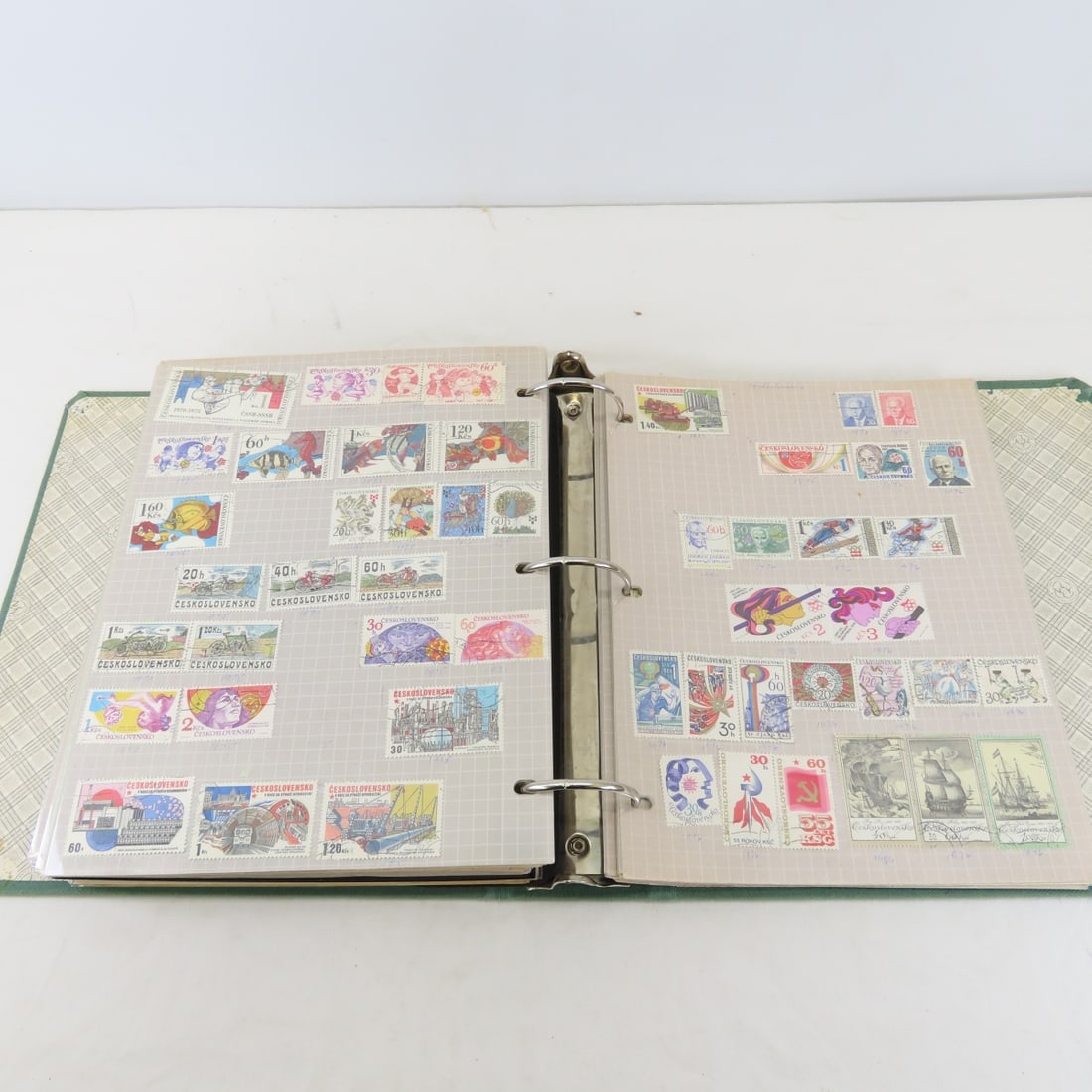 Collection of World stamps, Mainly Czechoslovakia - 14