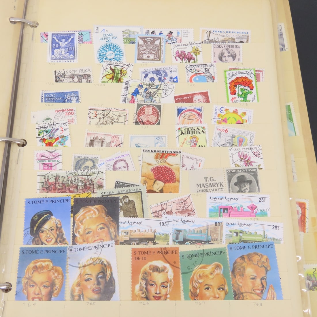 Collection of World stamps, Mainly Czechoslovakia - 19