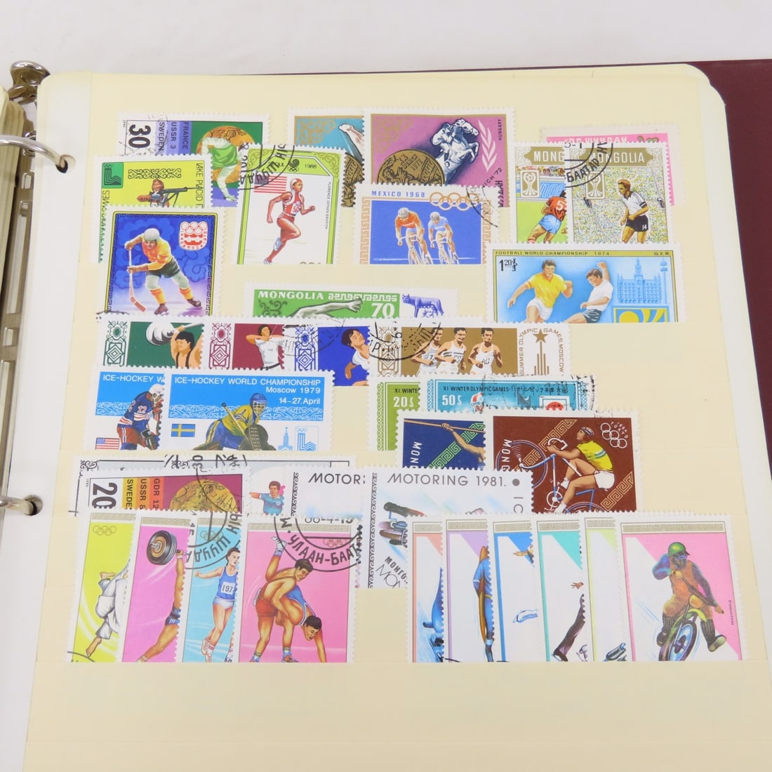 4 Binders of Worldwide Stamps in Stock Sheets - 18