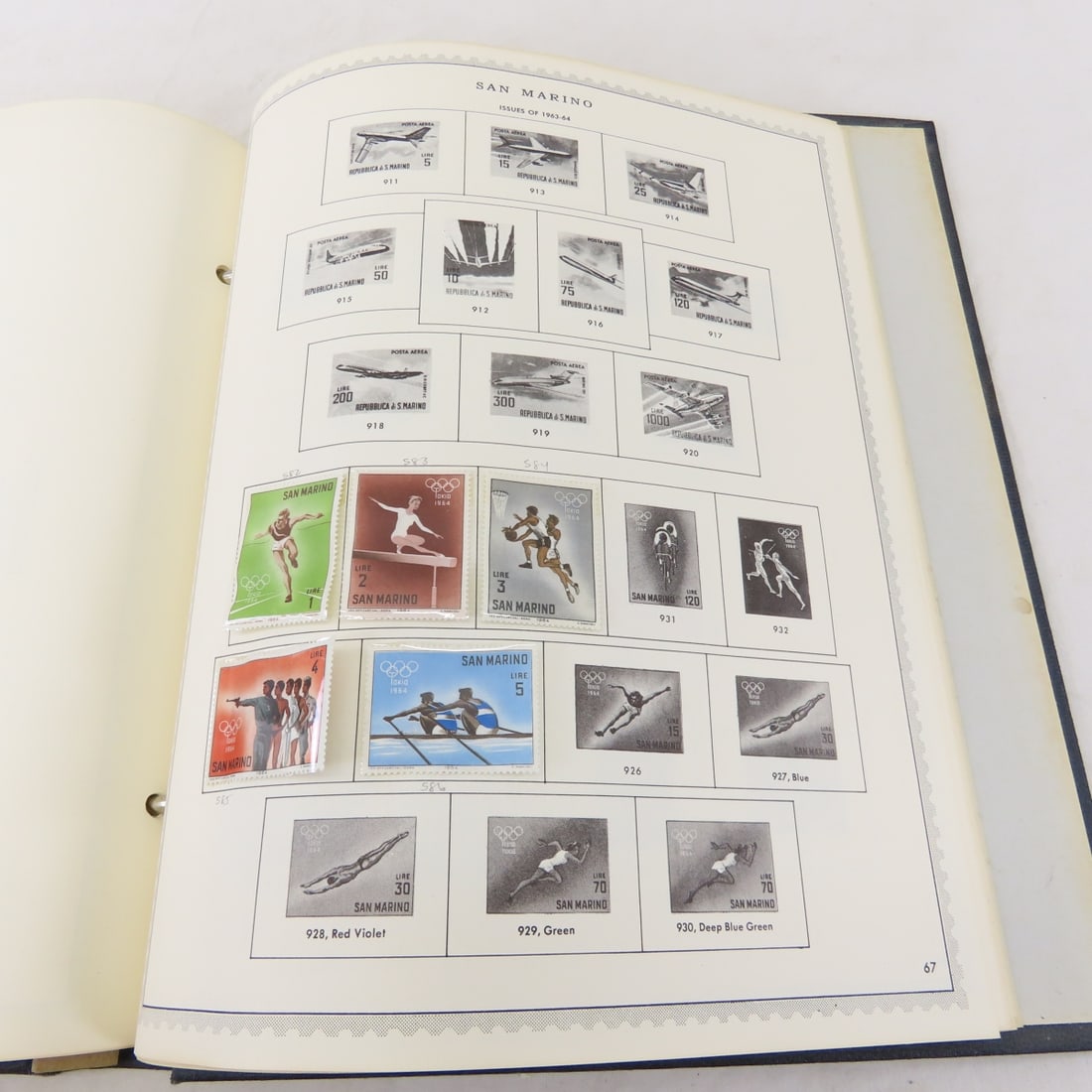 San Marino Stamp Album - hinge less mounts - 13