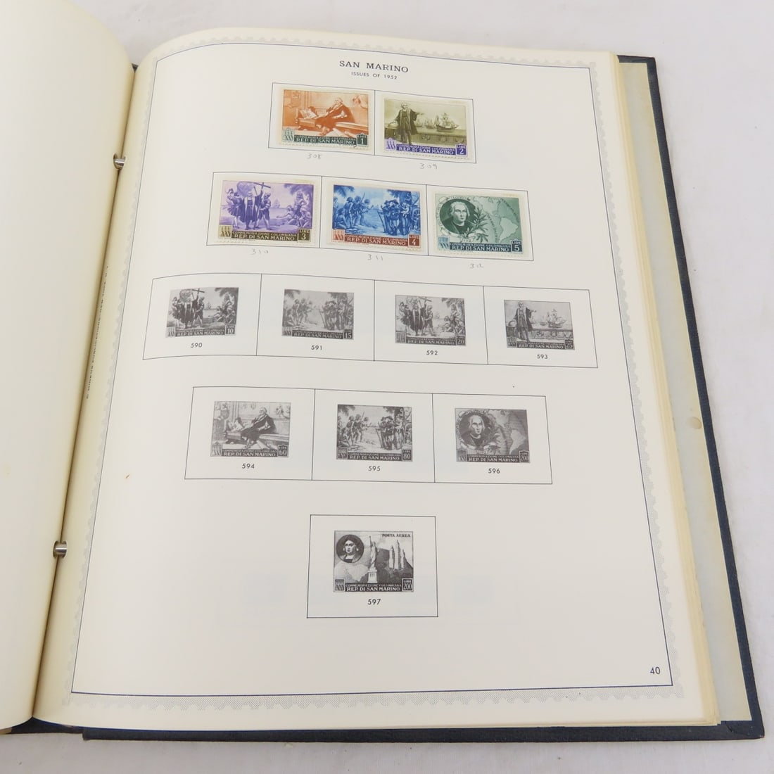 San Marino Stamp Album - hinge less mounts - 9