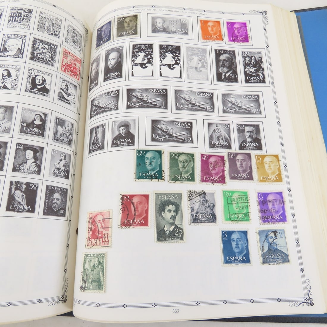 2 Volume "The Regent World Stamp Album" - 12