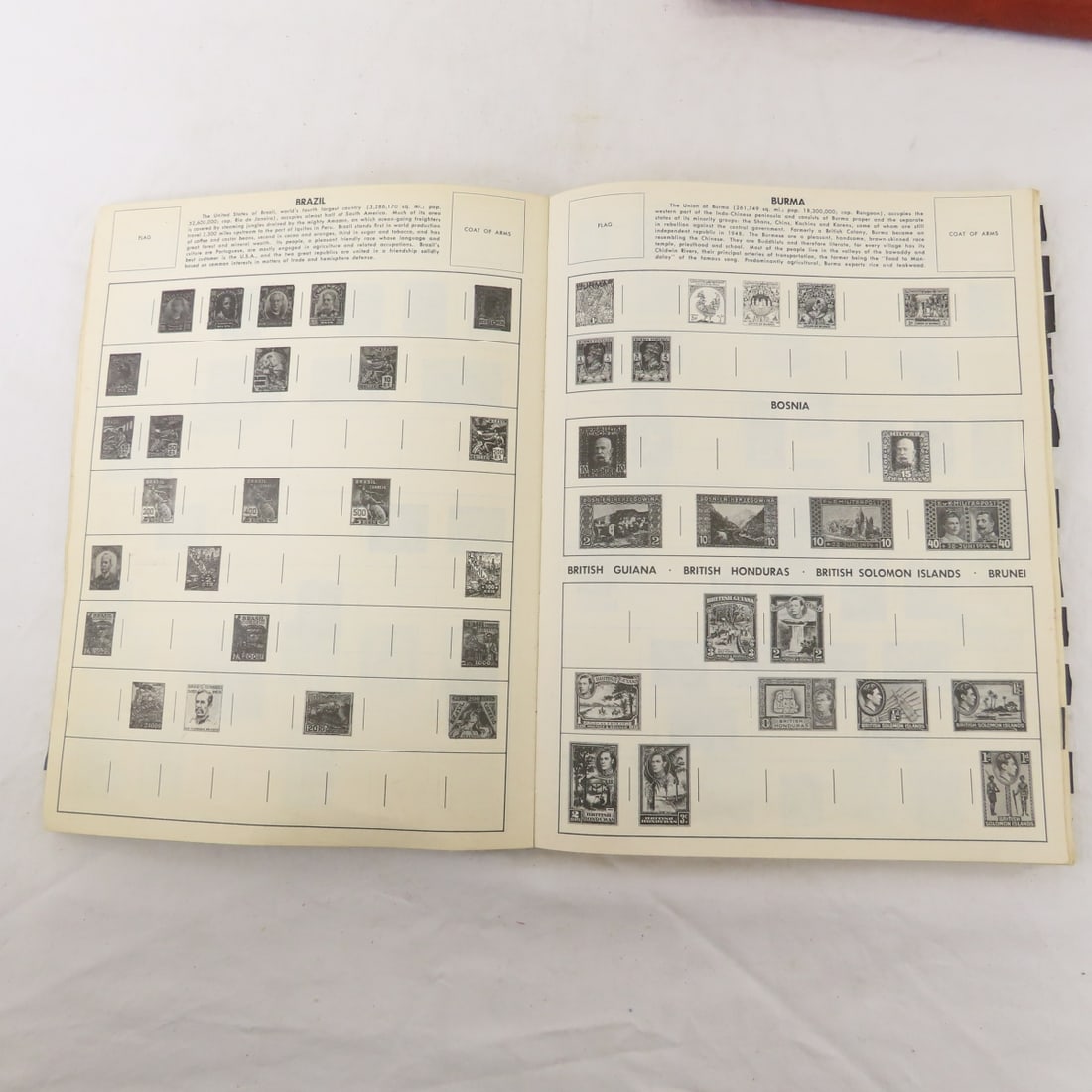 US World Stamp Collection in Books - 10