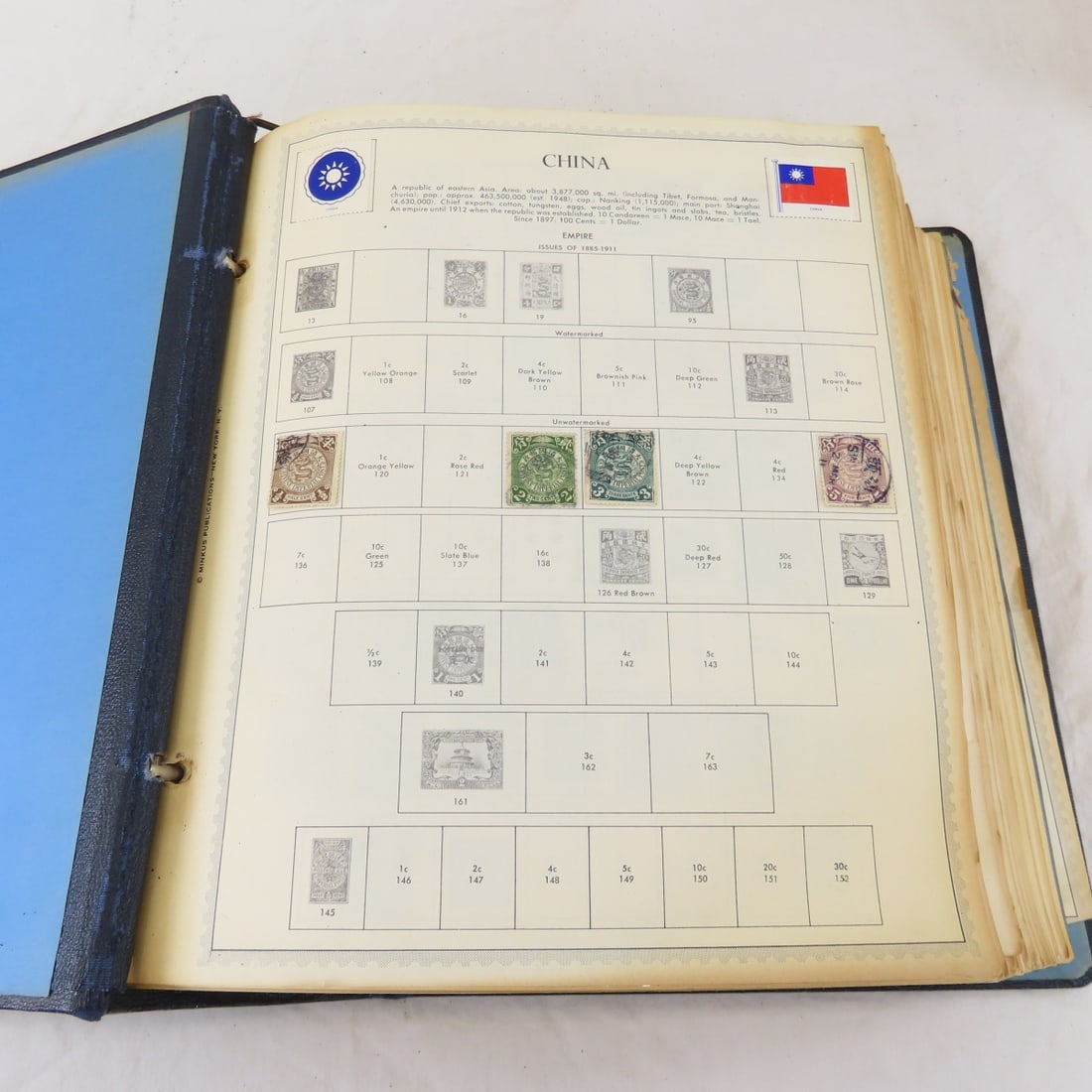 "The Supreme Global Stamp Album" 5 Volume Set - 8