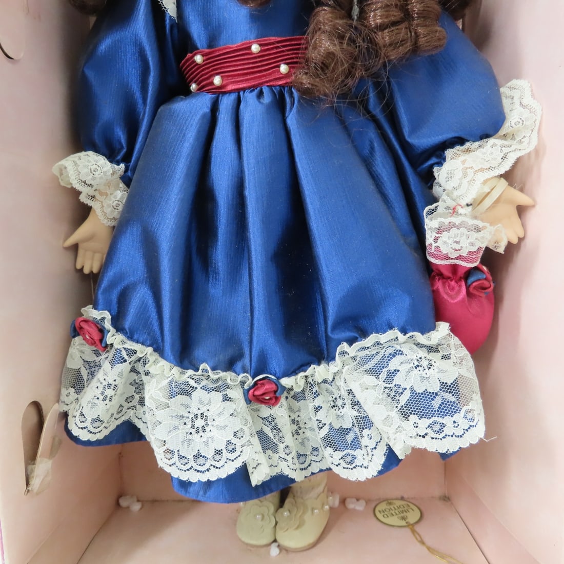4 Vintage DanDee Porcelain LE Collector Dolls - 11