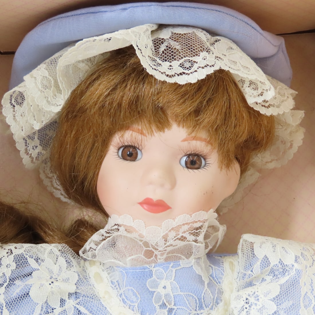 4 Vintage DanDee Porcelain LE Collector Dolls - 16