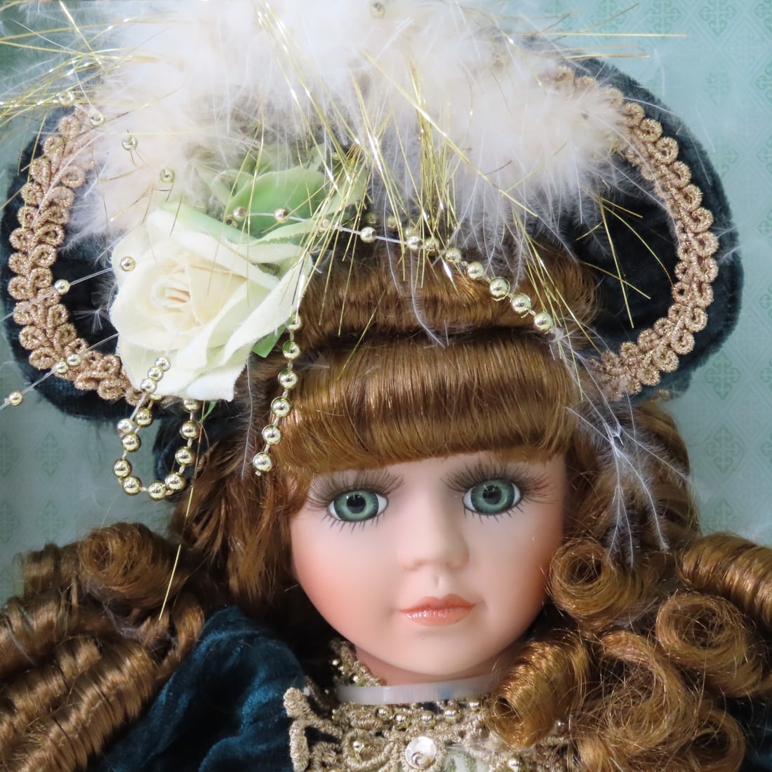 4 Vintage DanDee Porcelain LE Collector Dolls - 4