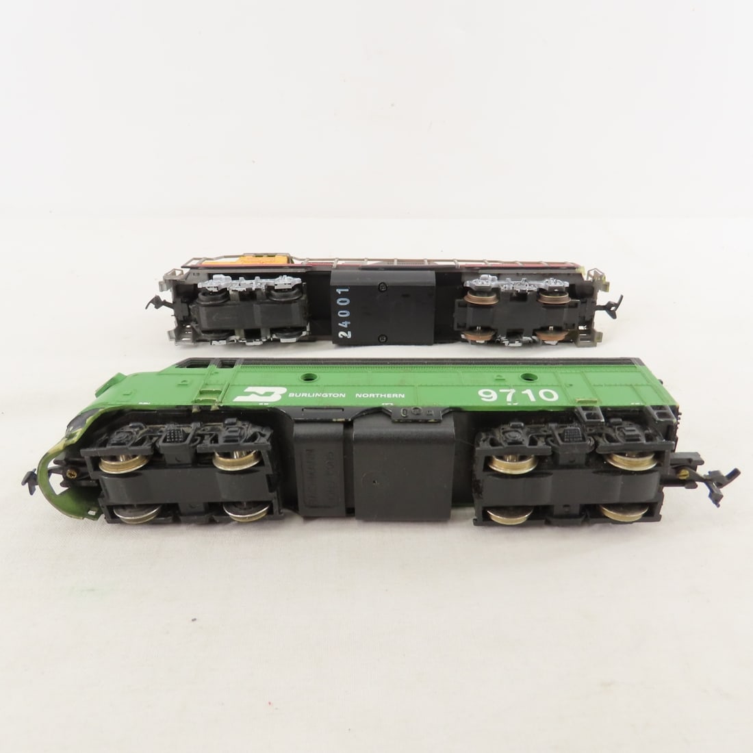 Bachmann, Lifelike & Other HO Trains & Accessories - 10