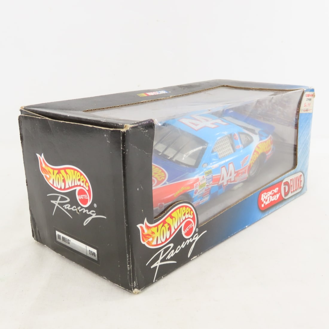 3 Hot Wheels Race Day Deluxe 1:24 Models in Boxes - 8