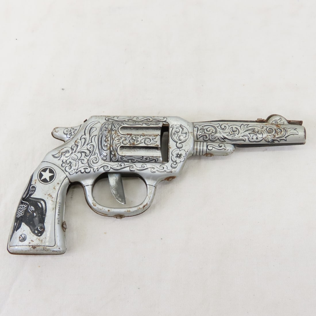 6 Vintage Cap Pistols & 1 Clicker Pistol - 14