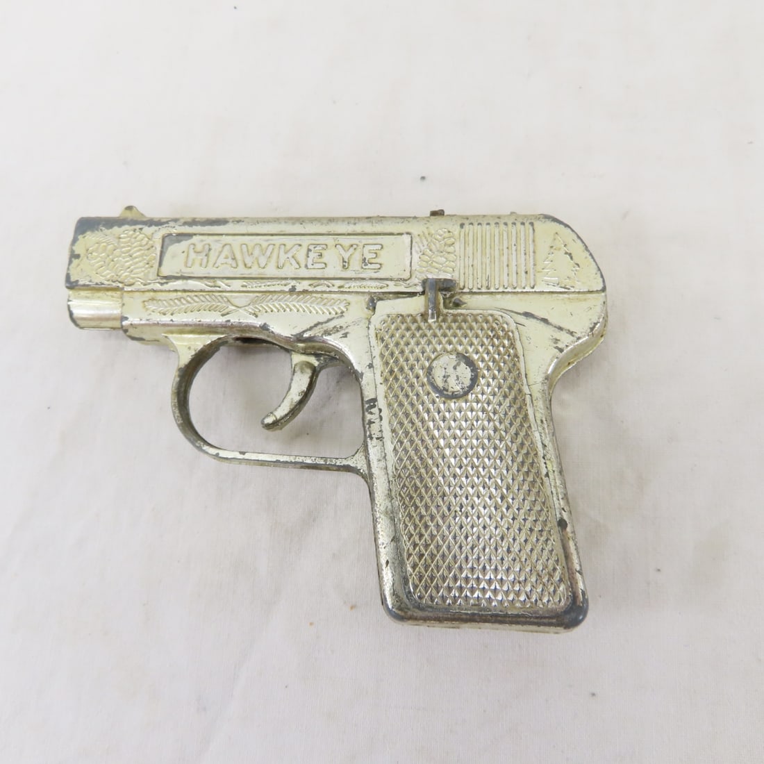6 Vintage Cap Pistols & 1 Clicker Pistol - 9