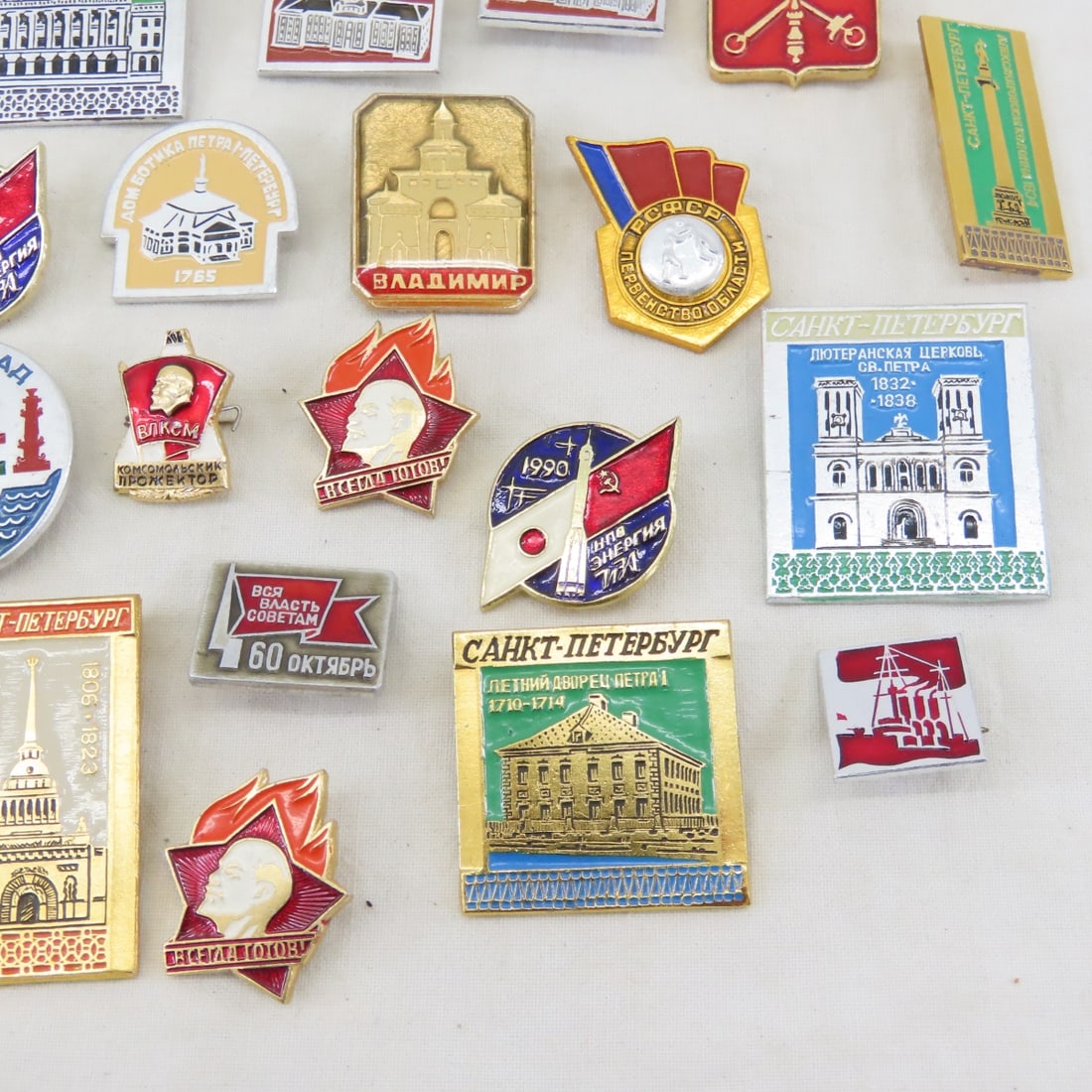 Russian Pins- Space Program, Tourist & More - 2