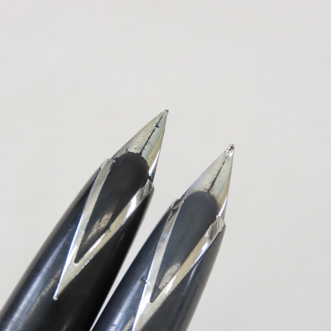 11 Sheaffer's Fountain Pens & Pencil - 7