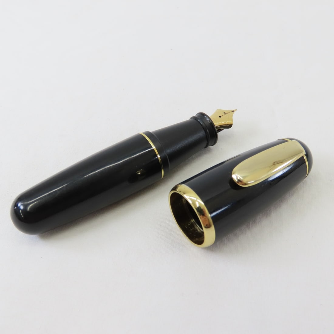 Tombow Zoom 828 Fountain Pen- Japan - 2