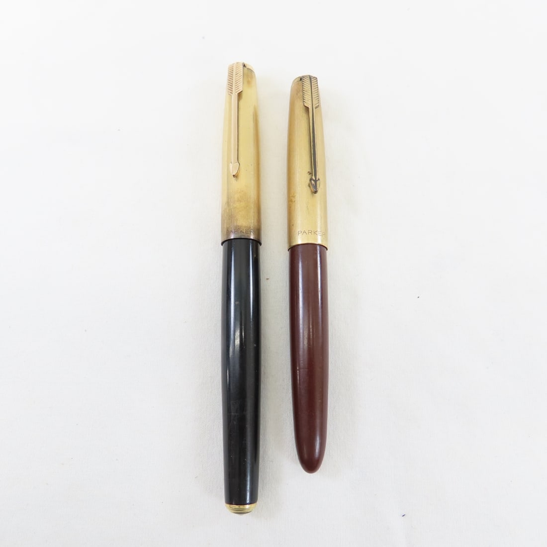2 Parker 51 Vacumatic Fountain Pens- Gold Filled (1 of 13)