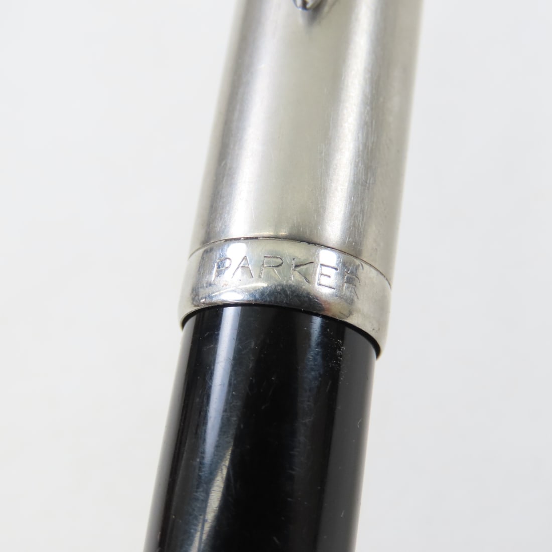 Parker 51 Full Size Fountain Pens in Black & Green - 5