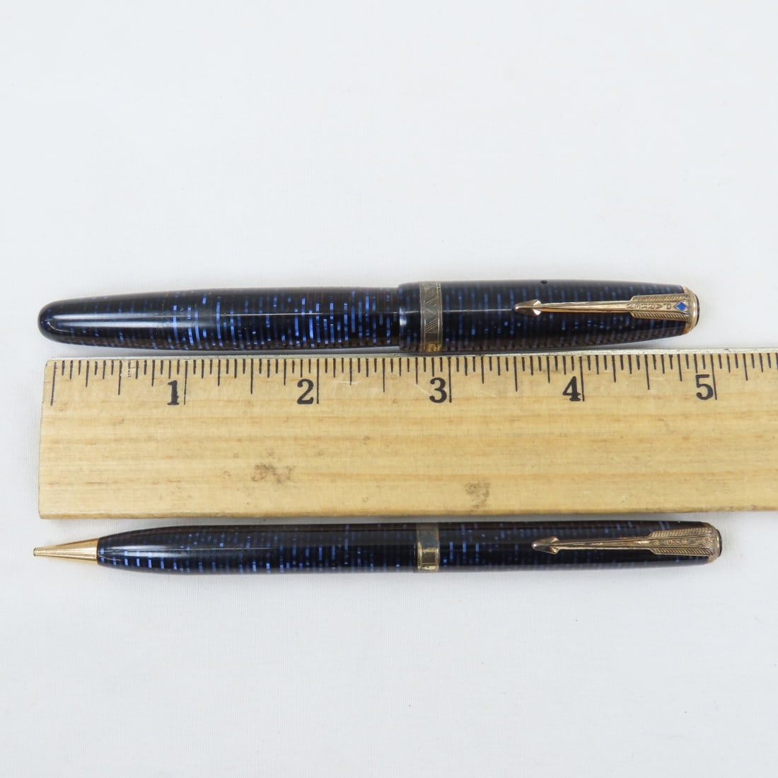 Parker Vacumatic Fountain Pen & Pencil Set - 12