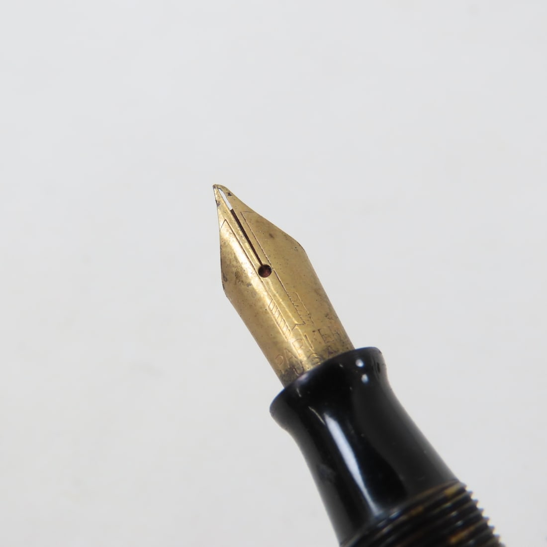 Parker Vacumatic & Lucky Curve Fountain Pens - 5