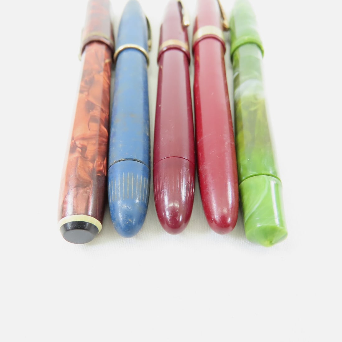 2 Sheaffer's, 2 Stratford & Wearever Fountain Pens - 2